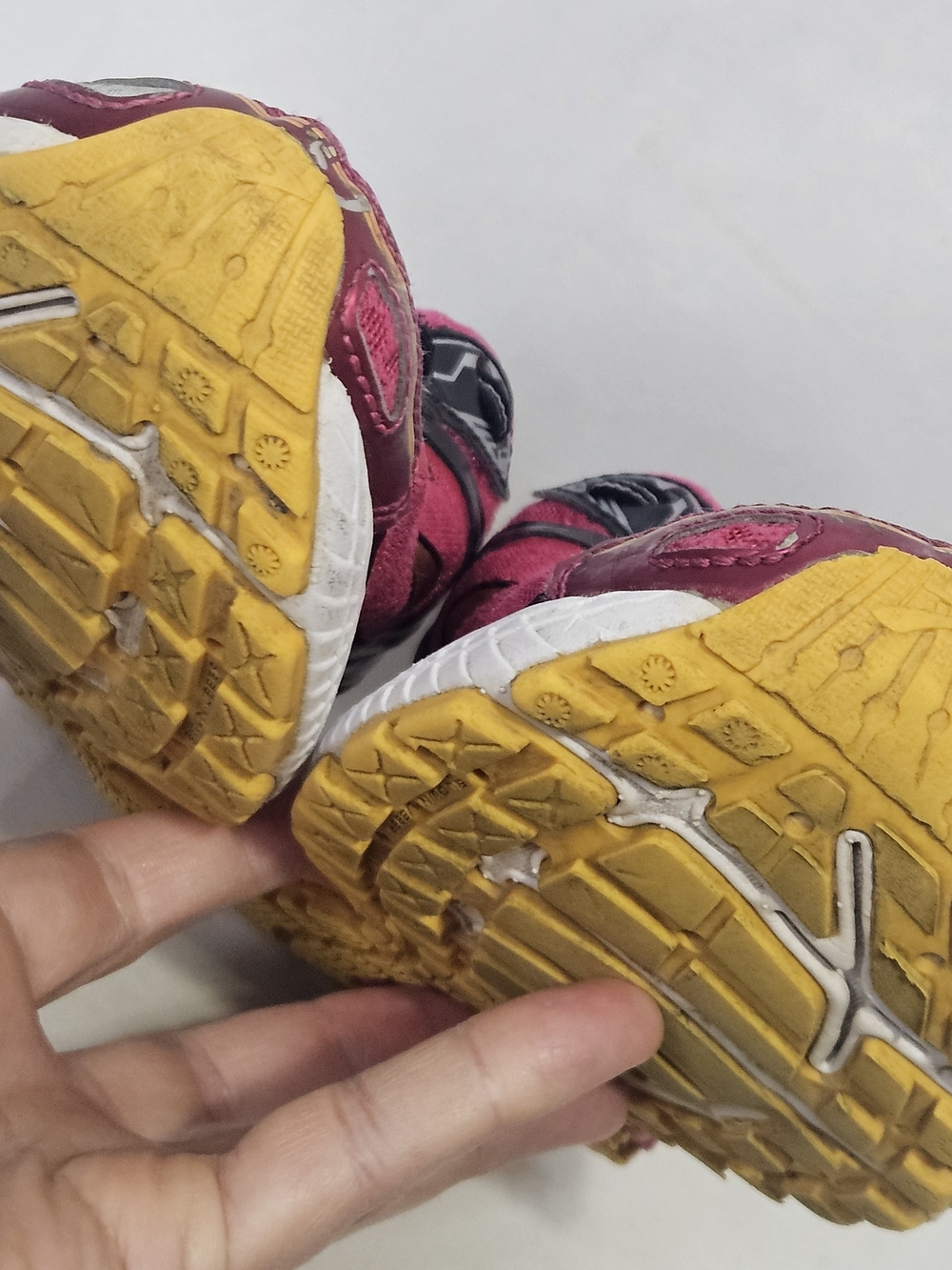 Brooks Ghost 7 G7 Women's US 7.5 Running Shoes - Pink with Orange Accents - Picture 10 of 16